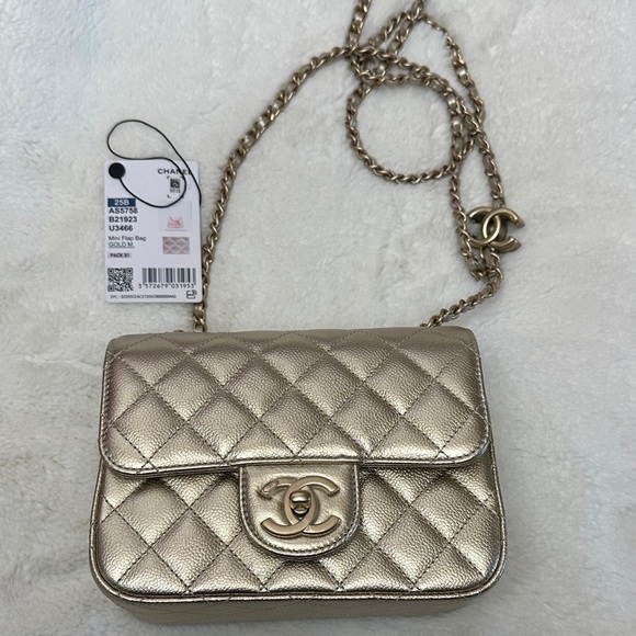 Chanel Metallic Gold Quilted Crossbody Bag - Picture 1 of 7